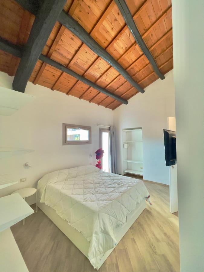 Domu Virginia Bed & Breakfast Castiadas Exterior foto