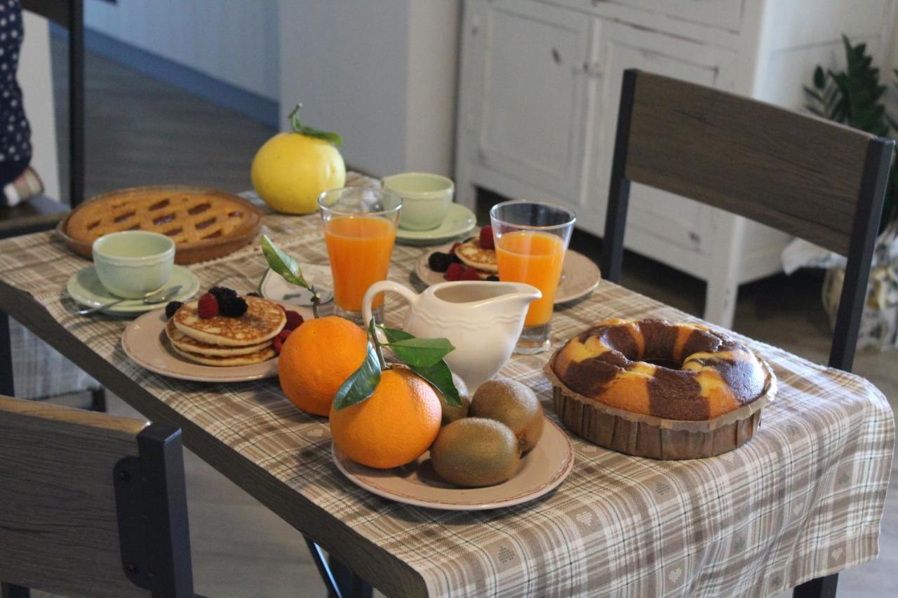 Domu Virginia Bed & Breakfast Castiadas Exterior foto